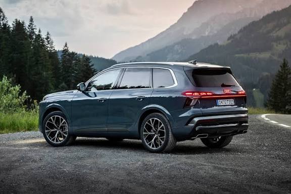 Audi  Model: Q9 (Flagship Full-Size 3-Row Luxury SUV)  Model Year: 2026–2027