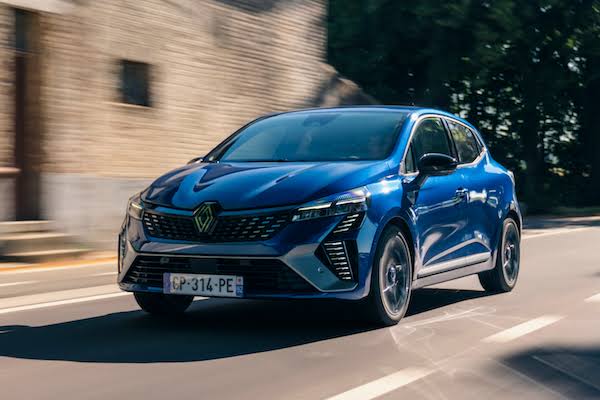 Renault  Model: Clio (5th Generation Facelift)  Trim Level: Esprit Alpine  Model Year: 2023–present (2024 Model Year)