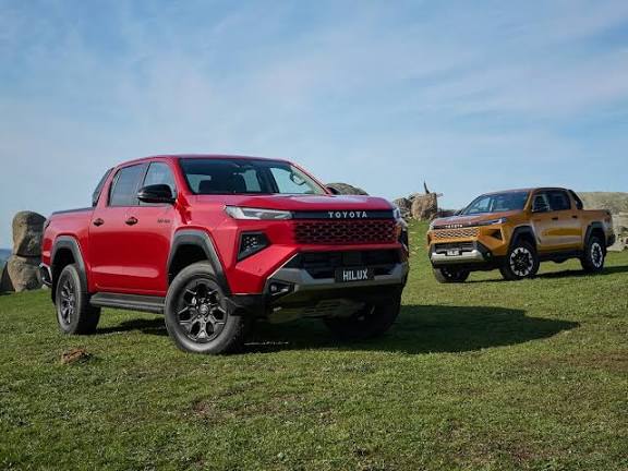 Toyota HiLux GR Sport (Wide-Body / Double Cab 4x4)